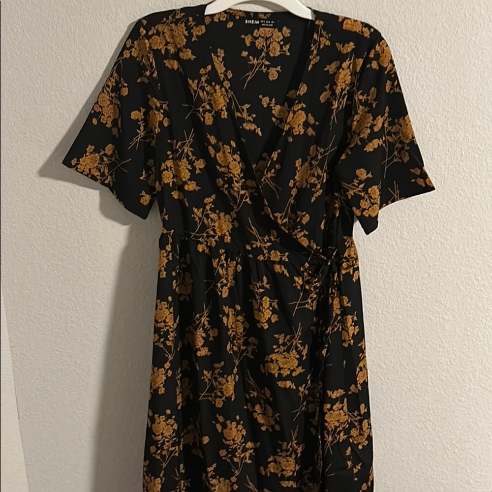 WRAP DRESS